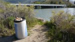 3e FB E point to Hwy bridge + trash can_L Plauzoles_5 27&nbsp;12_R_P1020287