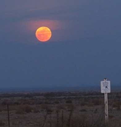Refuge Moonrise (T. Hinnebusch 2/14/14)
