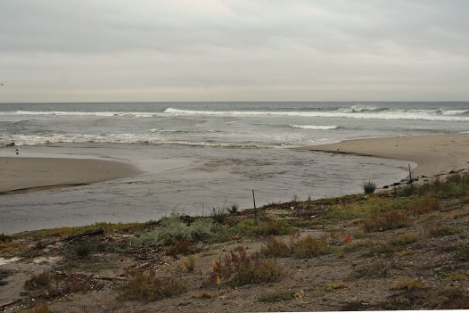 Breach looking one direction (J. Kenney 12/2/14)